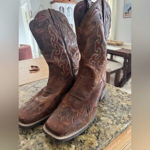 Women’s Ariat sidekick western boot